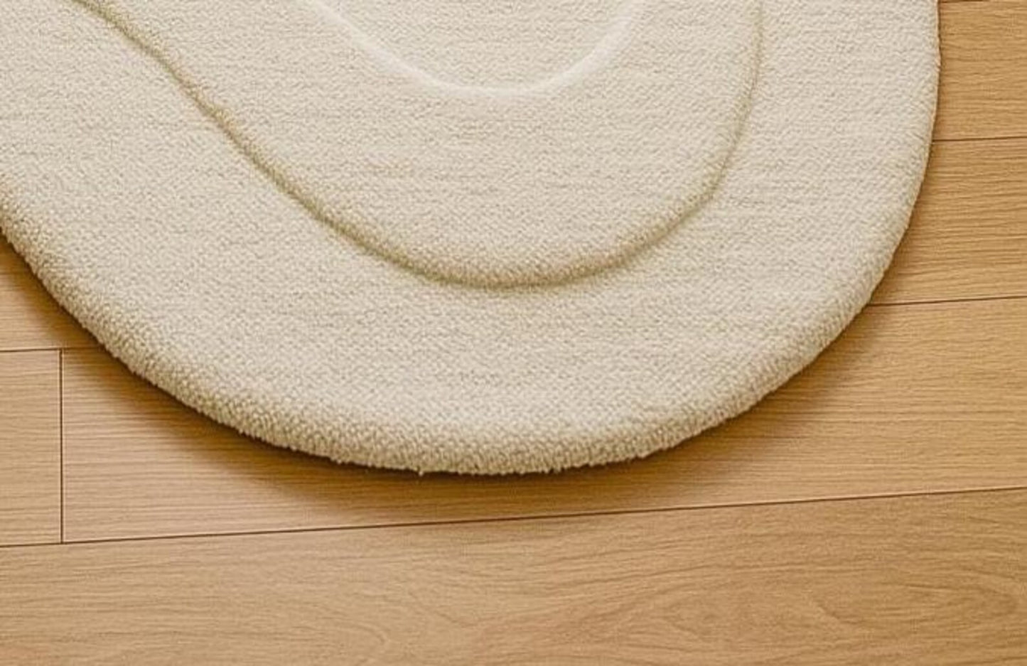 Irregular Shape High & Low Pile White Tone Rug Hand-Tufted Modern rug