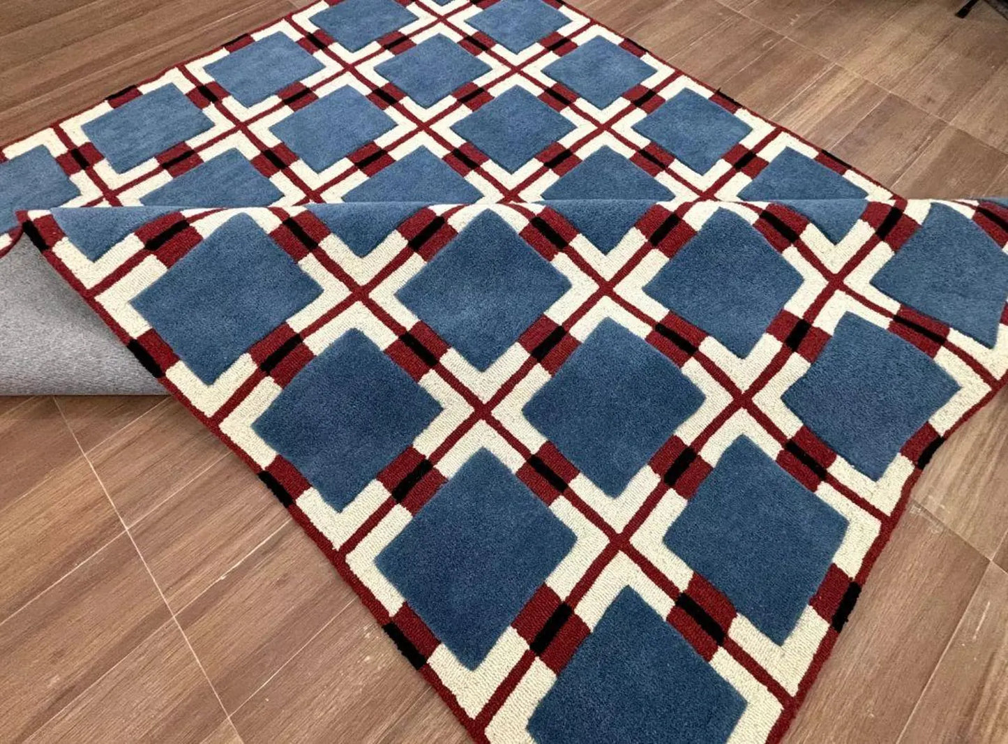 Handmade Large Area Rug, premium quality Hand tufted Woolen Rugs